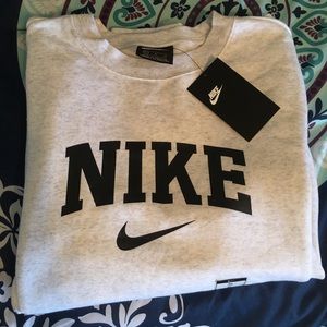 Nike crewneck sweatshirt
